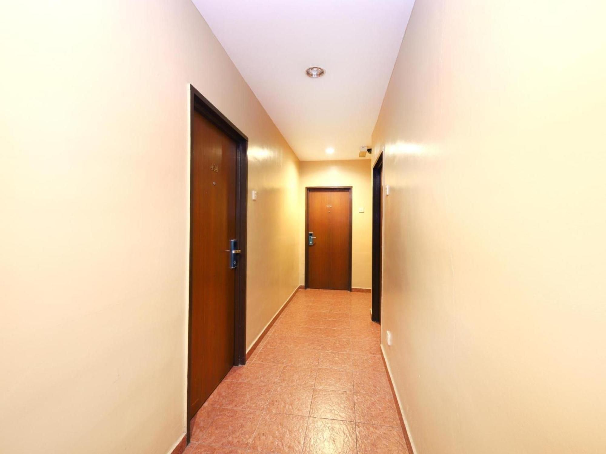 Super Oyo 447 Comfort Hotel Meru Klang Exterior photo